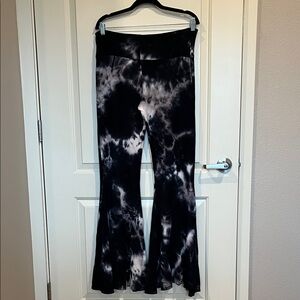 Black and White Tie-Dye Flared Pants
